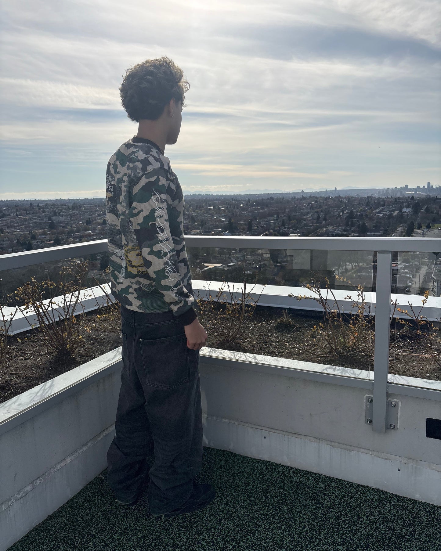 "ENLIGHTEN ME" CAMO THERMAL